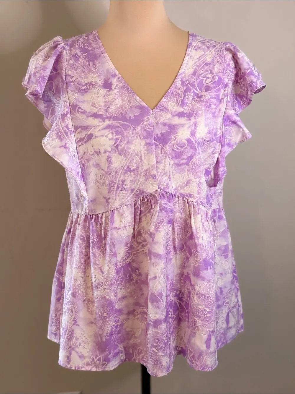 Lavender Floral V-Neck Ruffle Peplum Blouse - Women